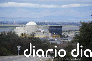 Sumar y Verdes Equo acusan al Gobierno de usar la tensión geopolítica como "excusa" para prorrogar la central de Almaraz