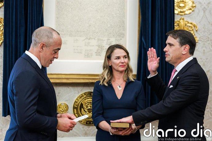 Todd Blanche jura su cargo como nuevo fiscal general de EEUU