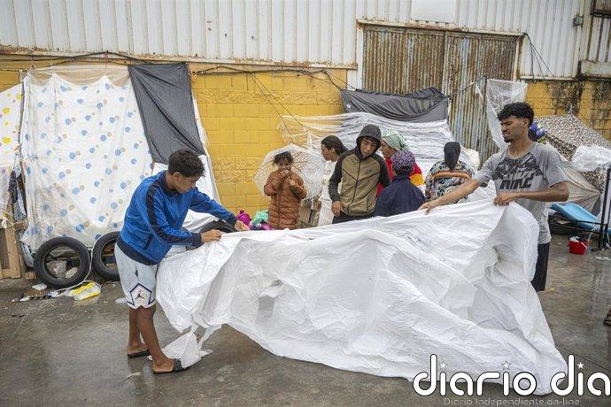 Torres espera habilitar 2.000 plazas más para migrantes en nuevos espacios en Ceuta y pide "arrimar el hombro"