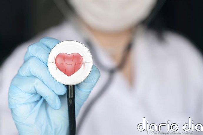 Transfundir hierro antes de cirugía cardíaca reduce complicaciones y acelera recuperación