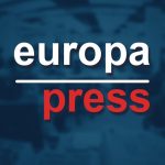 Trasladados dos adultos y un bebé tras resultar heridos en un accidente múltiple en Ribeira (A Coruña)
