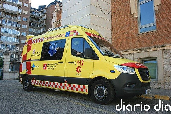 Tres heridos al colisionar un turismo con un autobús urbano en Burgos