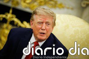 Trump publica una imagen en la que declara el estrecho de Ormuz como "nuevo territorio" de EEUU