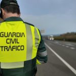 Un fallecido al salirse de la vía el coche en el que circulaba y volcar cerca de Alange
