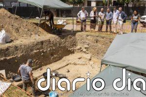 Un grupo de arqueólogos hallan restos turdetanos del siglo V a.C en la Plaza de la Vera Cruz de Huelva