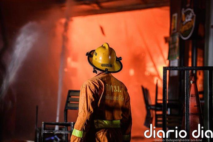 Un incendio en el sur de Tripoli (Libia) deja al menos dos muertos y un herido