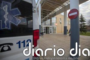Un joven de 24 años, herido esta madrugada al salirse de la vía su coche en Autol