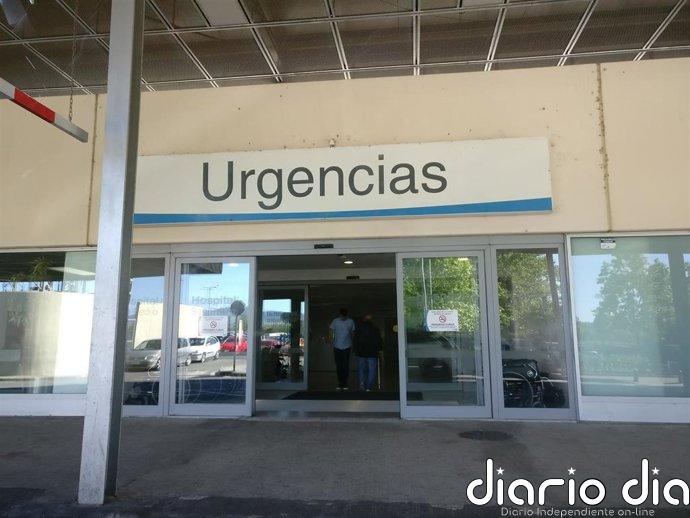 Un joven de 25 años, trasladado al San Pedro tras chocar su patinete contra un turismo en Logroño
