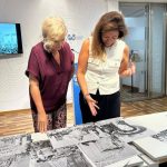 Una colección de láminas recogen ocho imágenes históricas de la Virgen del Rocío (Huelva) como legado cultural rociero