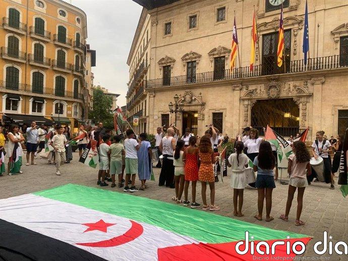 Una jornada lúdica y reivindicativa despide a los niños saharauis del programa 'Vacaciones en Paz' en Palma
