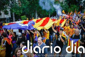 Unas 120 personas participan en la manifestación independentista de la ANC en el acceso al Camp Nou