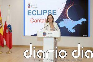 Urrutia destaca la "absoluta normalidad y el civismo" de los ciudadanos durante la jornada del eclipse
