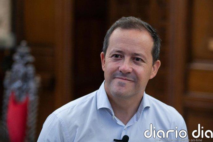Velázquez defiende su pacto con Vox pese a "fricciones", ve a Núñez presidente y carga contra Tolón: "Ni pena ni gloria"