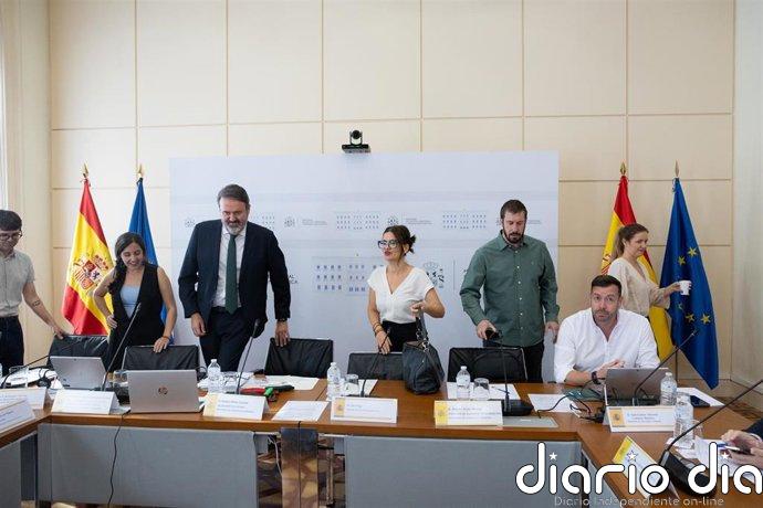 Vicepresidentes de Vox en CyL, Extremadura y Aragón plantan la Sectorial e impugnarán el reparto de menores migrantes