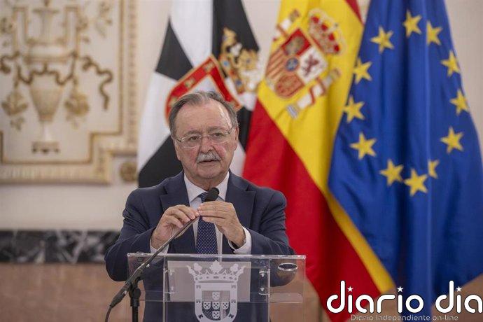 Vivas asegura que Ceuta está en una "situación límite" por el aumento de población con la crisis migratoria