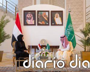 Yemen reitera ante Riad su condena de los "atentados terroristas hutíes" contra Arabia Saudí