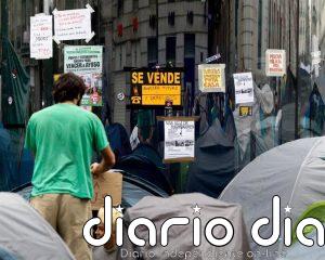 Acampados en Madrid califican los decretos de vivienda de "parche": "Son migajas que buscan que nos vayamos de Sol"