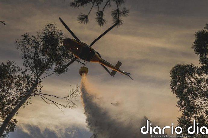 Activo un incendio forestal en Vilardevós (Ourense)