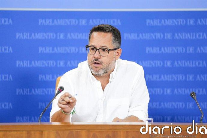 Adelante defiende protesta estudiantil que obligó a suspender el acto de inicio del curso en la UPO: "Poco le dijeron"