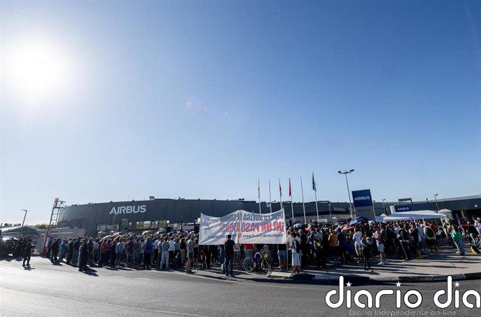 Airbus afronta con los sindicatos una nueva mediación este martes tras el rechazo a suspender la huelga