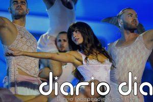 Aitana arranca en Barcelona el primero de sus cuatro conciertos en el Palau Sant Jordi con una noche cargada de emoción