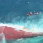 Al menos seis fallecidos y 129 desaparecidos tras el naufragio de un buque en Indonesia