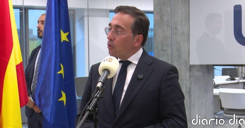 Albares niega tener constancia de "ningún informe que pudiera prever la magnitud" de la crisis de Ceuta