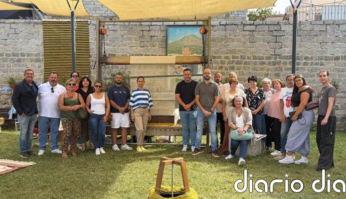 Alcaraz y Sarule estrechan lazos en Europa a través de sus tradiciones textiles con el respaldo de la Diputación