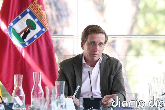 Almeida reclama devolver a Marruecos a todos los migrantes, incluidos los menores: "Si ha habido invasión, se van todos"
