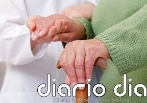 Andalucía sitúa en 413 días la espera para la dependencia y reduce en más de cinco meses el tiempo en el último año
