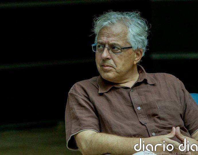 Antonio Orihuela, ganador del XXI Premio de Poesía José de Espronceda 'Ciudad de Almendralejo'