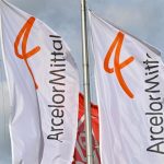 ArcelorMittal deja de operar su planta en Ucrania ante los sucesivos ataques y asume pérdidas por 878 millones