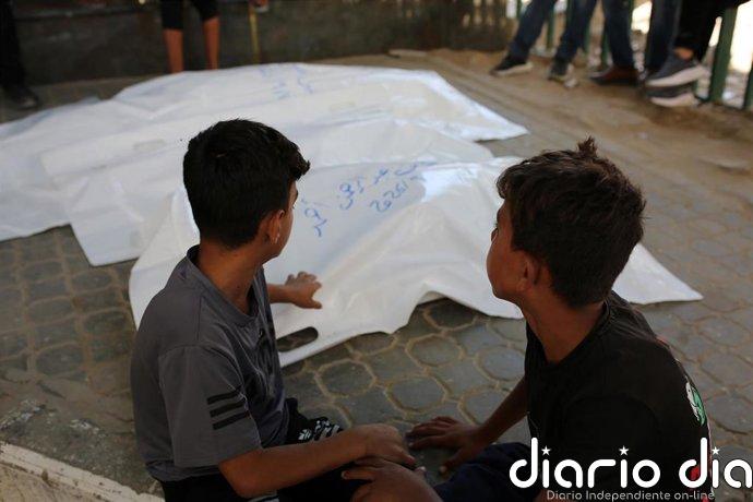 Ascienden a casi 1.370 los palestinos muertos por ataques de Israel contra Gaza pese al alto el fuego