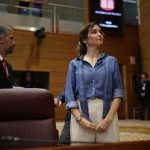 Ayuso critica que izquierda dé "lecciones de lista de espera" e insiste en que era el denunciante el que "manipulaba"