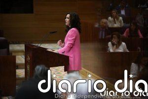 Ayuso hace 'examen' de su gestión en el DER con 100 anuncios, sin mención al ático y el foco en la "crisis nacional"