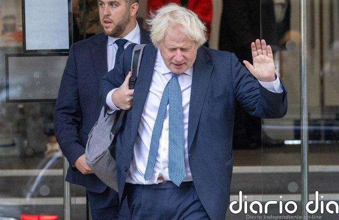 Boris Johnson y Carl Bildt viajaban en el tren anterior al atacado por un dron ruso en Ucrania