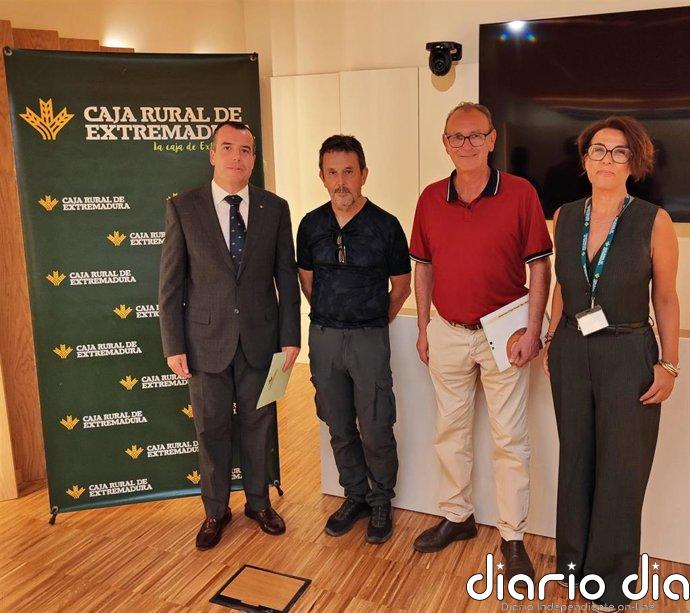 Caja Rural de Extremadura y la DOP Queso Ibores renuevan su colaboración para impulsar jornadas, ferias y Premio Espiga