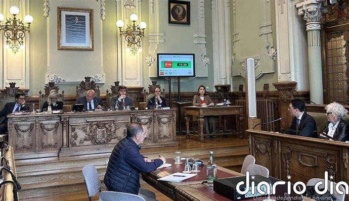 Carnero, obligado por sentencia a llevar al Pleno una moción para debatir sobre el cargo de director de Coordinación