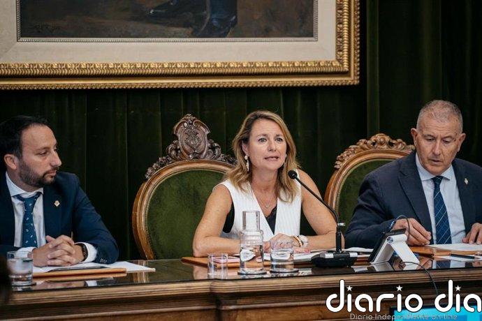 Carrasco rechaza quitar competencias al edil de Vox que pide que "moros e invasores" estén "fuera de Ceuta"