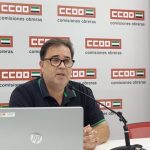 CCOO Extremadura apuesta por reducir las pantallas en las aulas para revertir los datos del informe PISA