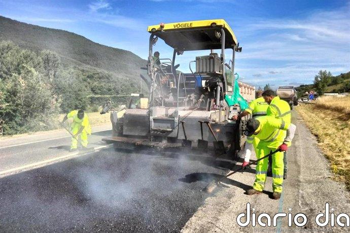 Cohesión Territorial licita las obras de rehabilitación del firme de la N-121B entre Mugairi y el puerto de Otsondo