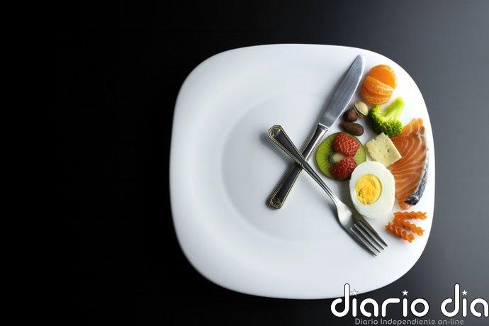 Comer menos podría frenar las mutaciones del ADN: la clave está en cómo envejecen nuestras células