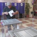 Comienzan a votar a las elecciones parlamentarias rusas en Donetsk, en la Ucrania controlada por el Kremlin