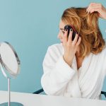 Cómo cuidar el cabello en otoño para lucir una melena fuerte, sana y brillante