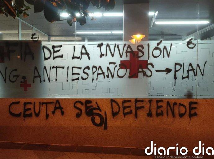 Convocan concentración el viernes ante la sede de Cruz Roja en Ferrol tras el ataque con pintadas