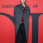 Cruz Beckham adelanta las tendencias de otoño con el look oversize que triunfa en Londres