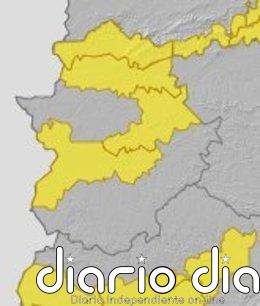 Cuatro comarcas extremeñas estarán este martes en aviso amarillo por altas temperaturas de hasta 38 grados