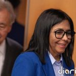 Delcy Rodríguez se acerca a Pedro Sánchez en la ONU y le pide seguir hablando sobre la situación en Venezuela