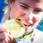 Demi Vollering se saca la espinita del oro mundial en una accidentada prueba de ruta