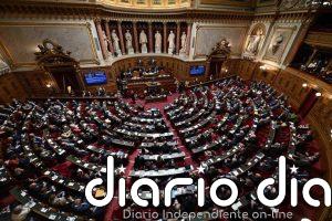 Derecha y centroderecha francesas conservan su mayoría en elecciones parciales al Senado y la ultraderecha forma grupo